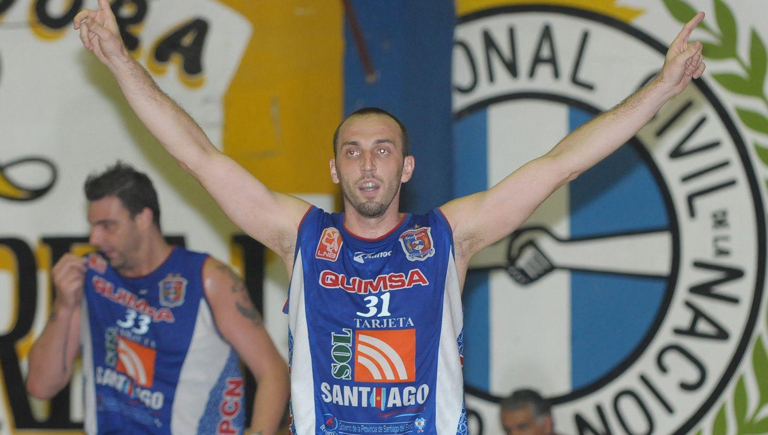 Hoy- Julio Maacutezzaro el ldquoBombarderordquo de Villa Regina