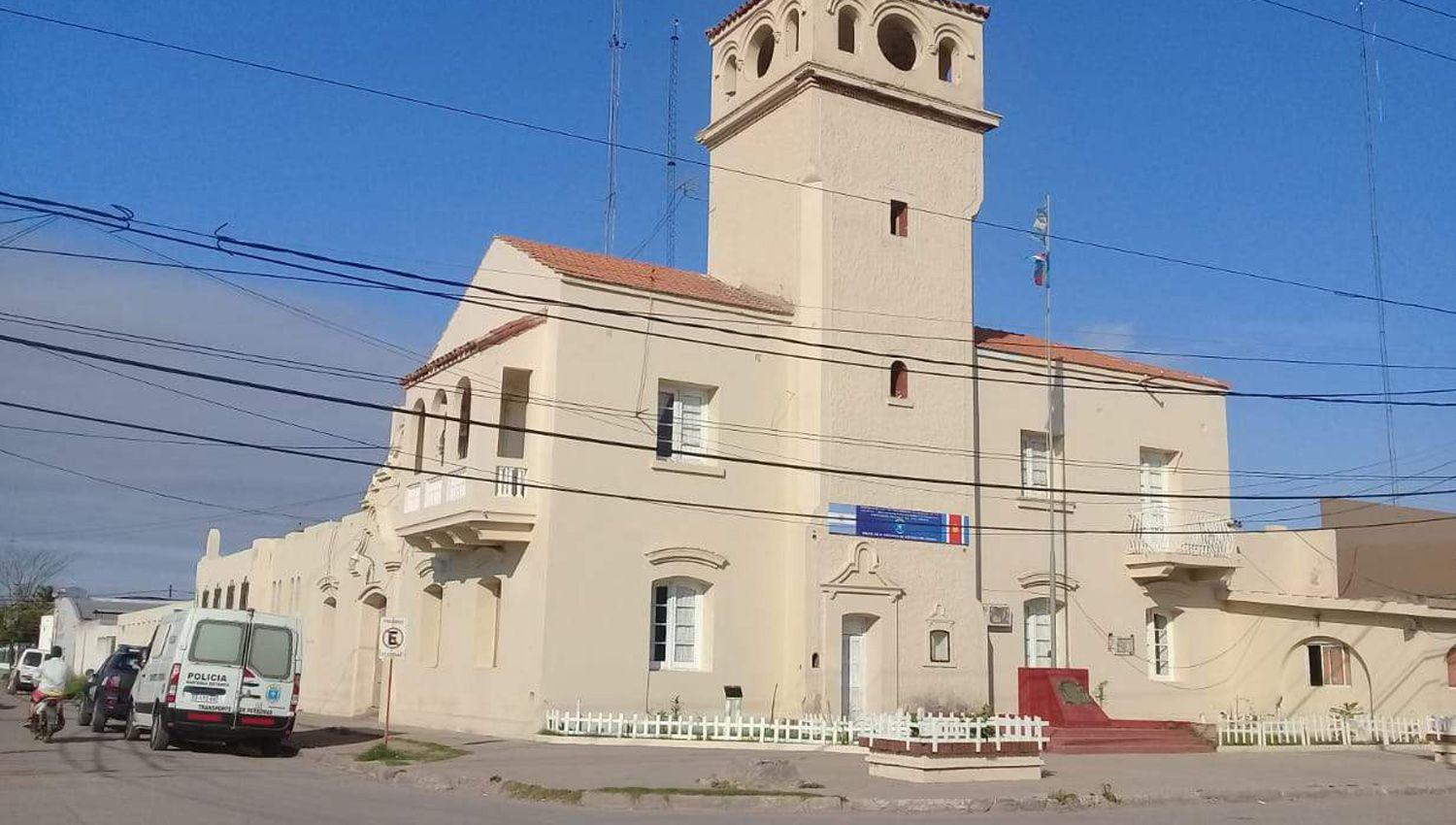 Fueron aprehendidos en una compuerta del río Salado
