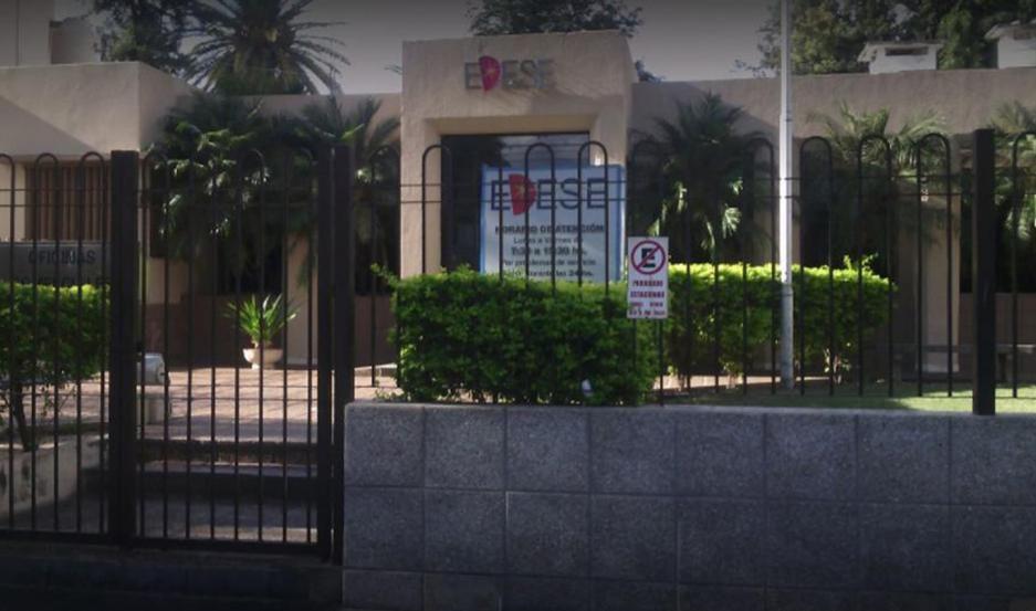 La empresa también
recordó que en la casa
central ubicada en Roca
(s) 214 funcionan las oficinas
de pago de 730 a
1530