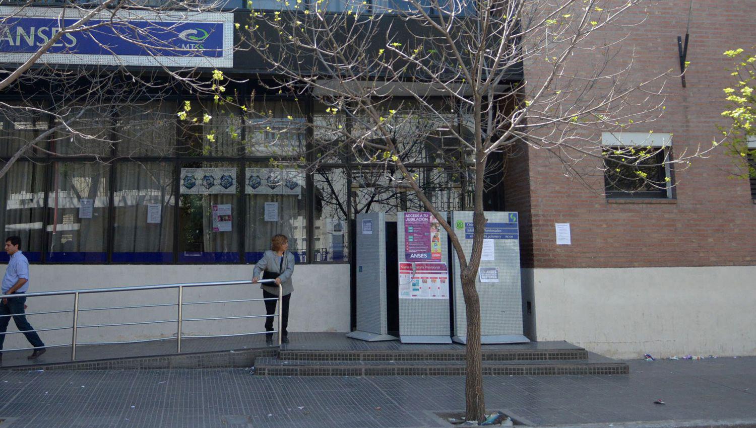 Anses- Udai local informoacute pasos  a seguir para acceder al IFE