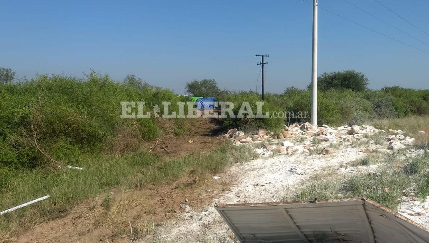 Camionero resultoacute ileso luego de volcar en la ruta 34