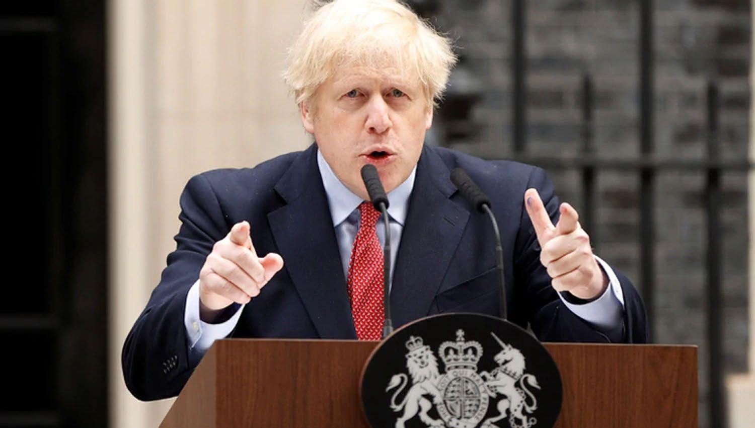 Boris Johnson volvioacute a aparecer en puacuteblico tras recuperarse de Coronavirus