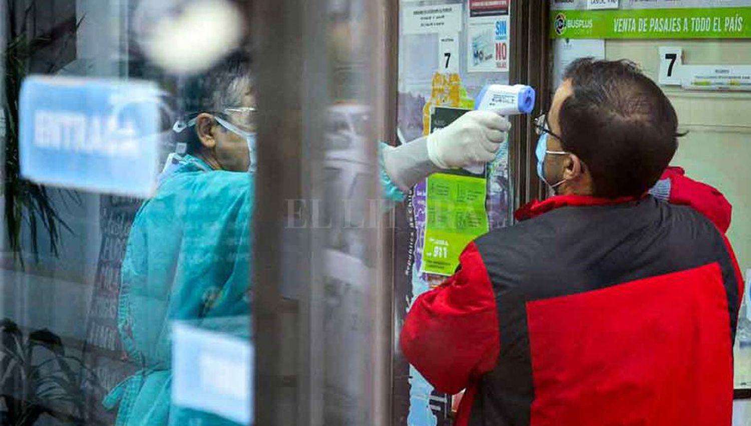 Coronavirus- murieron dos personas maacutes y ya son 262 las viacutectimas en Argentina