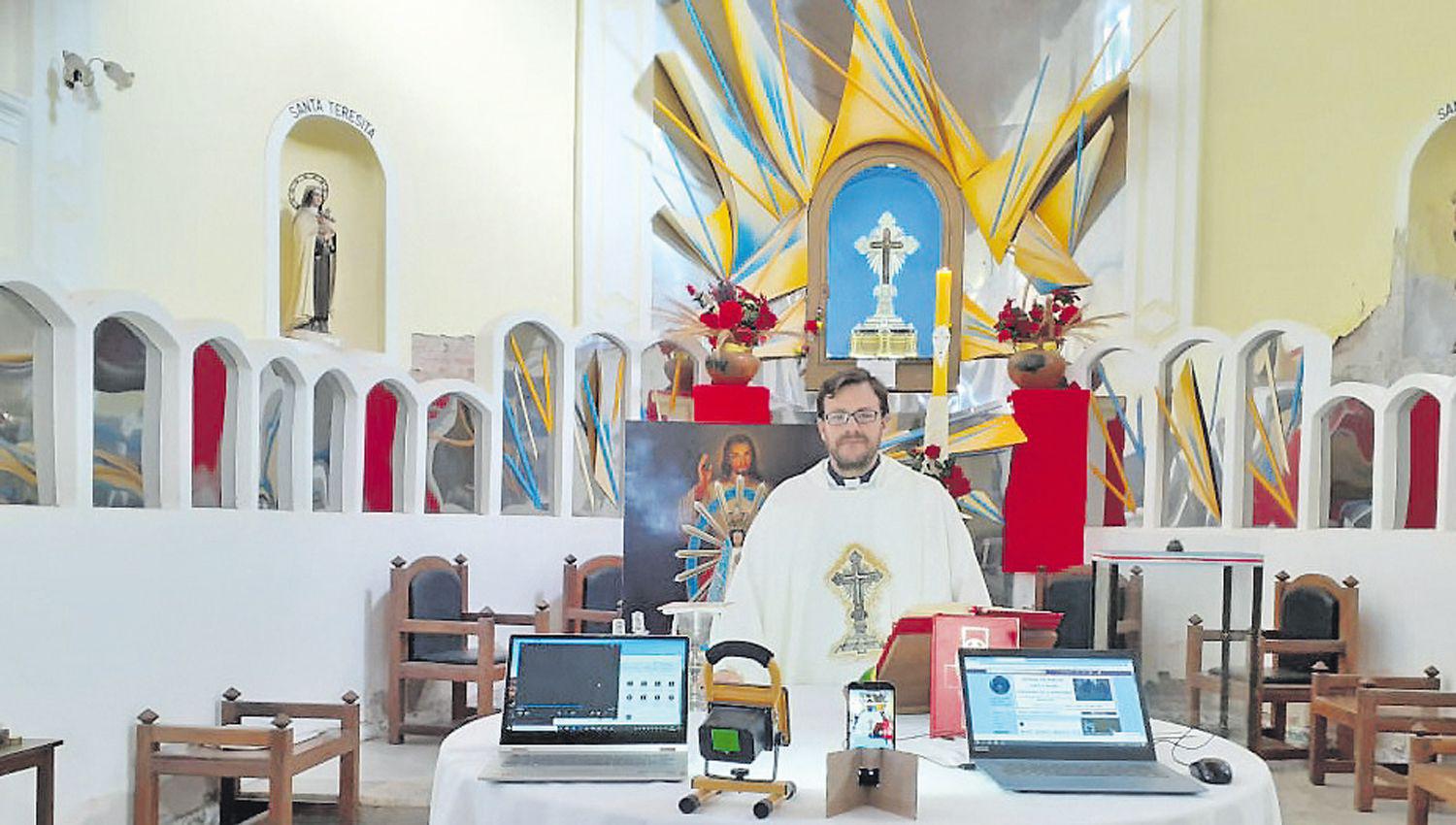 Comienza hoy el rezo de la novena en honor al Sentildeor de los Milagros de Mailiacuten