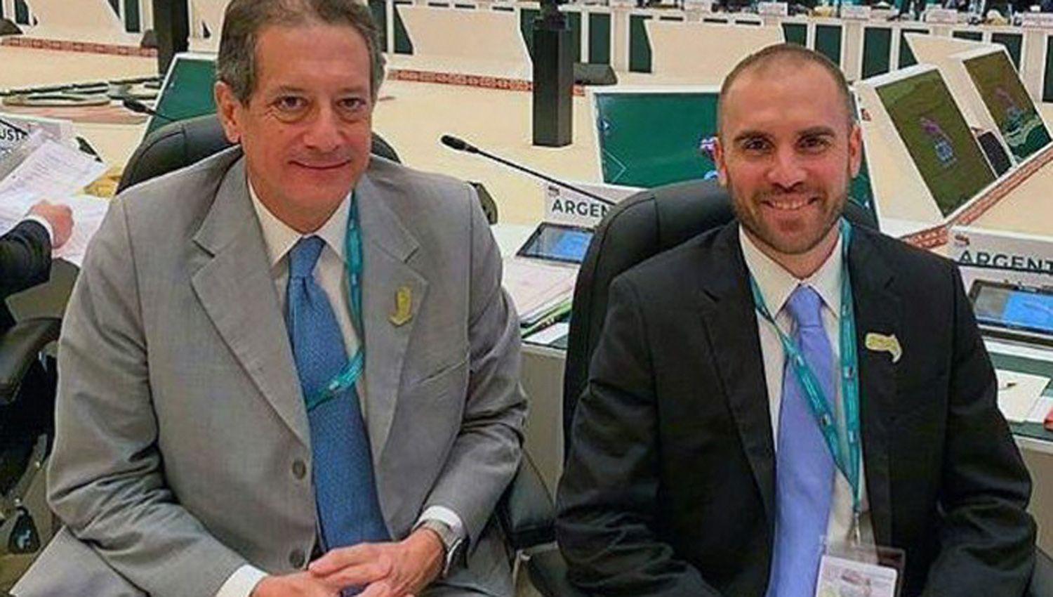 El presidente del Banco Central Miguel Pesce (izq) y el ministro de Economía Martín Guzm�n