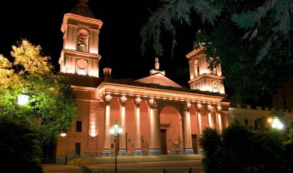 Autorizan actividades religiosas desde mantildeana pero no misas