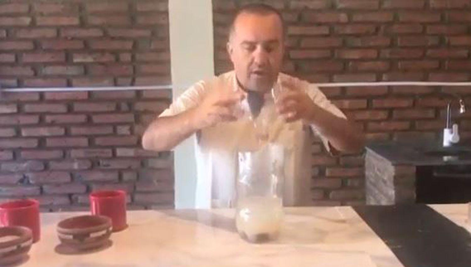 VIDEO  Para combatir al mosquito del dengue seguiacute el instructivo del Dr Parrado