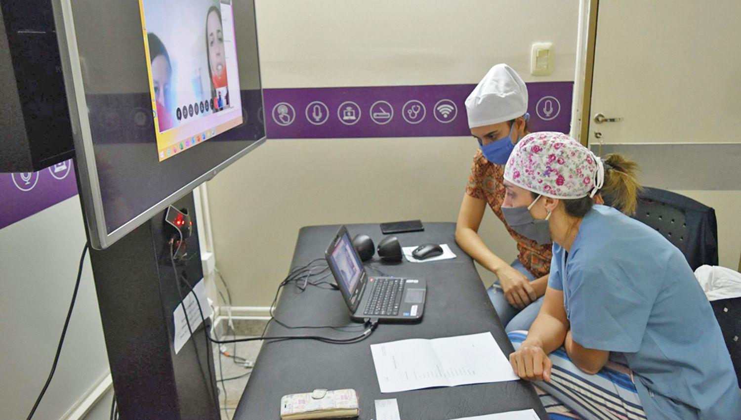 Profesionales del Cepsi evaluacutean a pacientes  del interior viacutea virtual