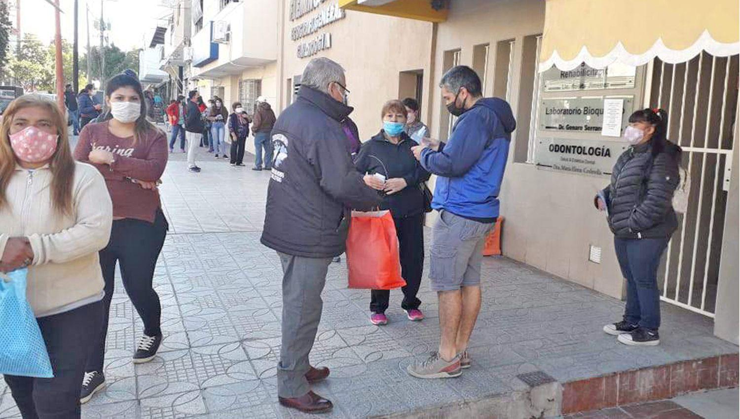 Ex combatientes de Malvinas entregaron barbijos en Las Termas