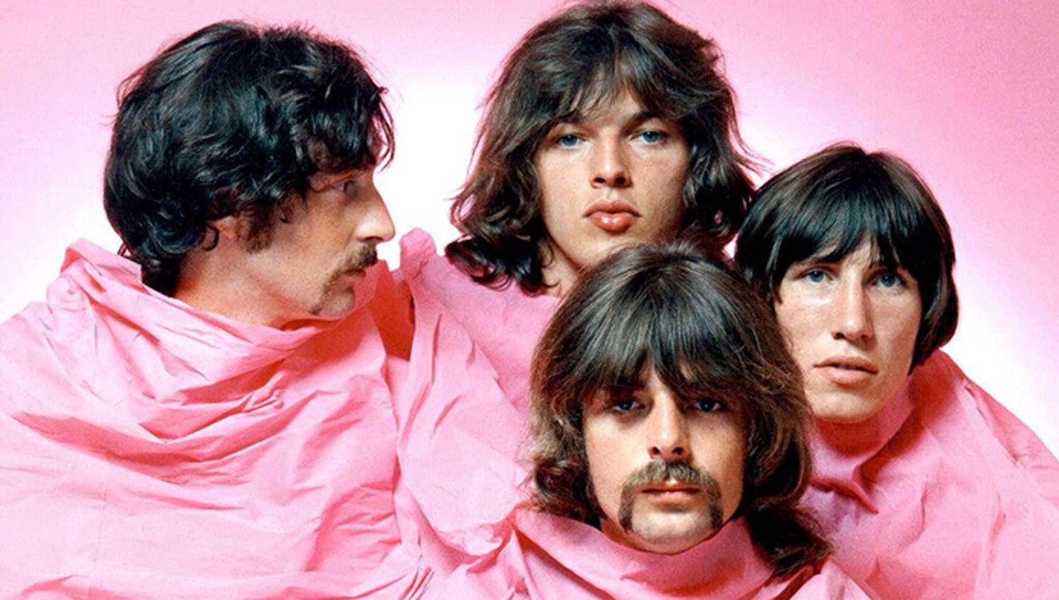 El 29 de mayo se subir Have a Cigar y el 5 de junio Any Colour You Like