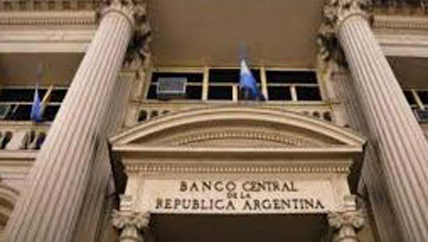 El Banco Central endurecioacute maacutes el cepo cambiario