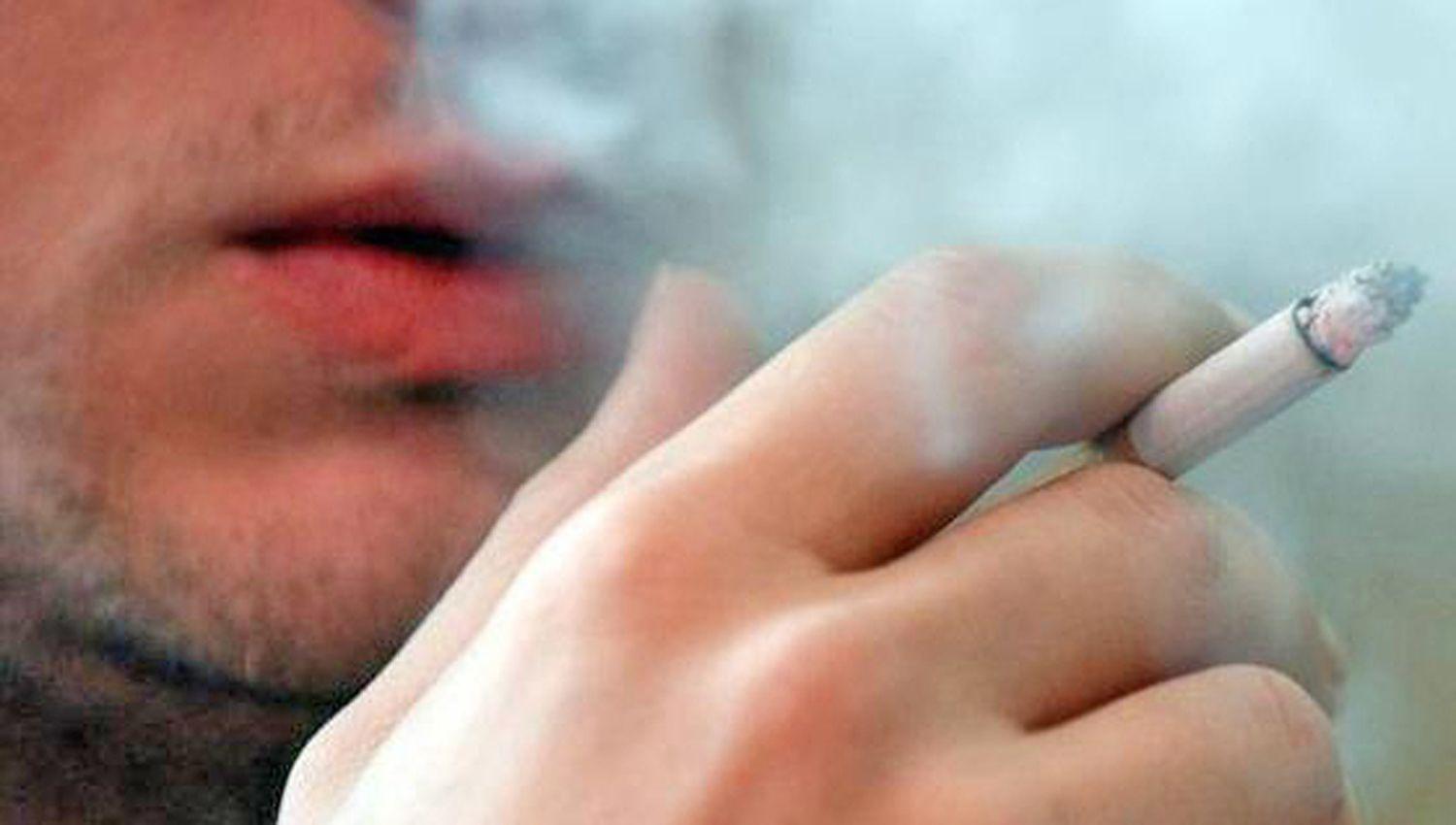 Especialistas aseguran que los  fumadores son maacutes vulnerables  a enfermedades como el Covid-19