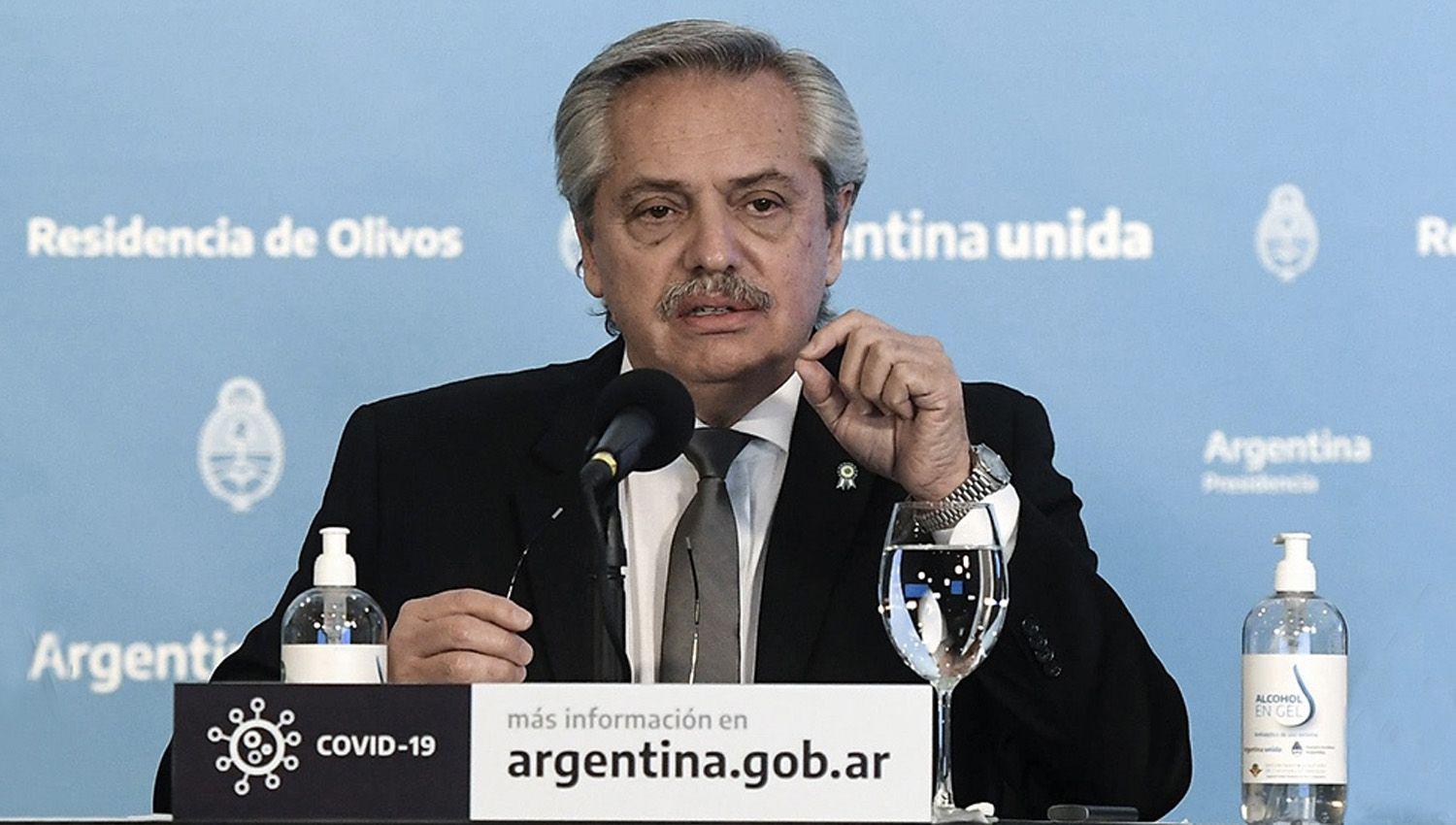 Alberto Fernaacutendez- Se salvaron muchas vidas con la cuarentena pero tiene consecuencias