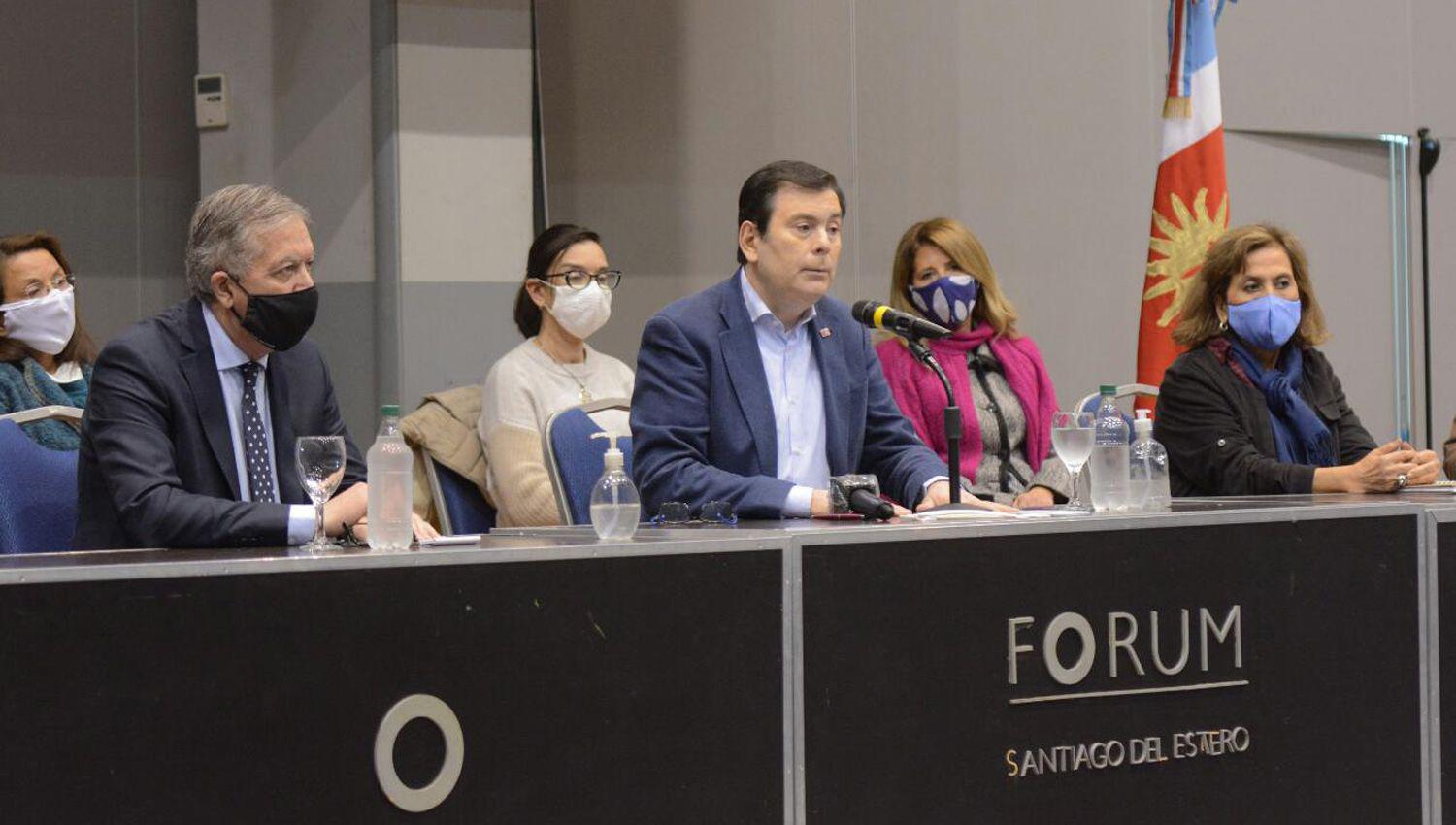 Zamora resaltó que Santiago tiene un caso activo de coronavirus y algunos sospechosos bajo monitoreo