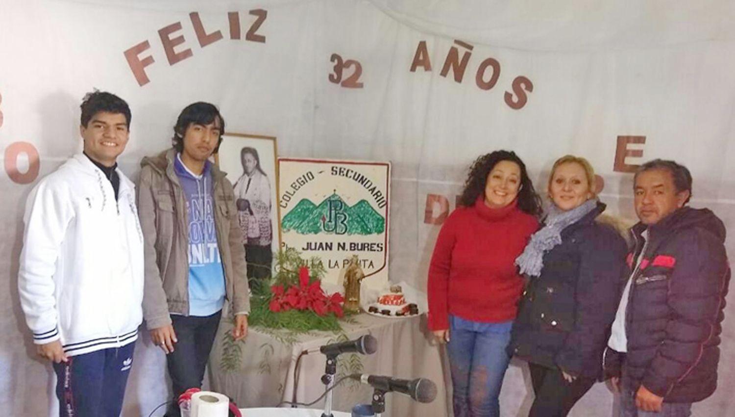 El colegio secundario Juan Bures de Villa La Punta recordoacute su aniversario con una transmisioacuten radial