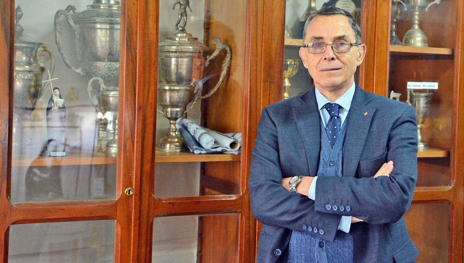 El presidente ferroviario José Alfano ya confirmó que ir� por otro mandato en el club y por eso planifica todo lo que se viene
