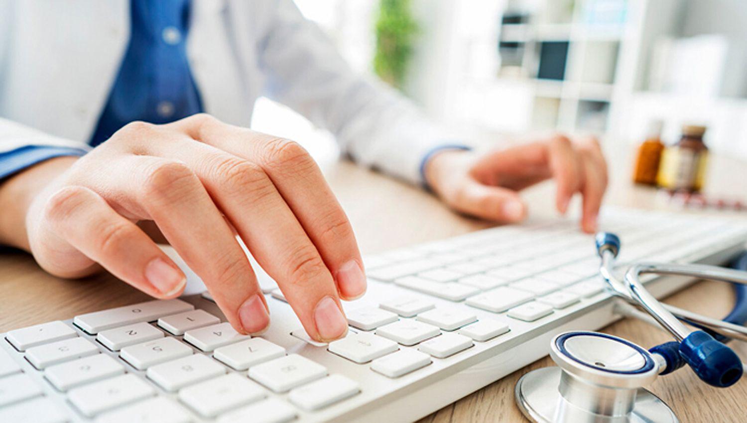 El Lic Ramiro Banco ofreceraacute una charla virtual