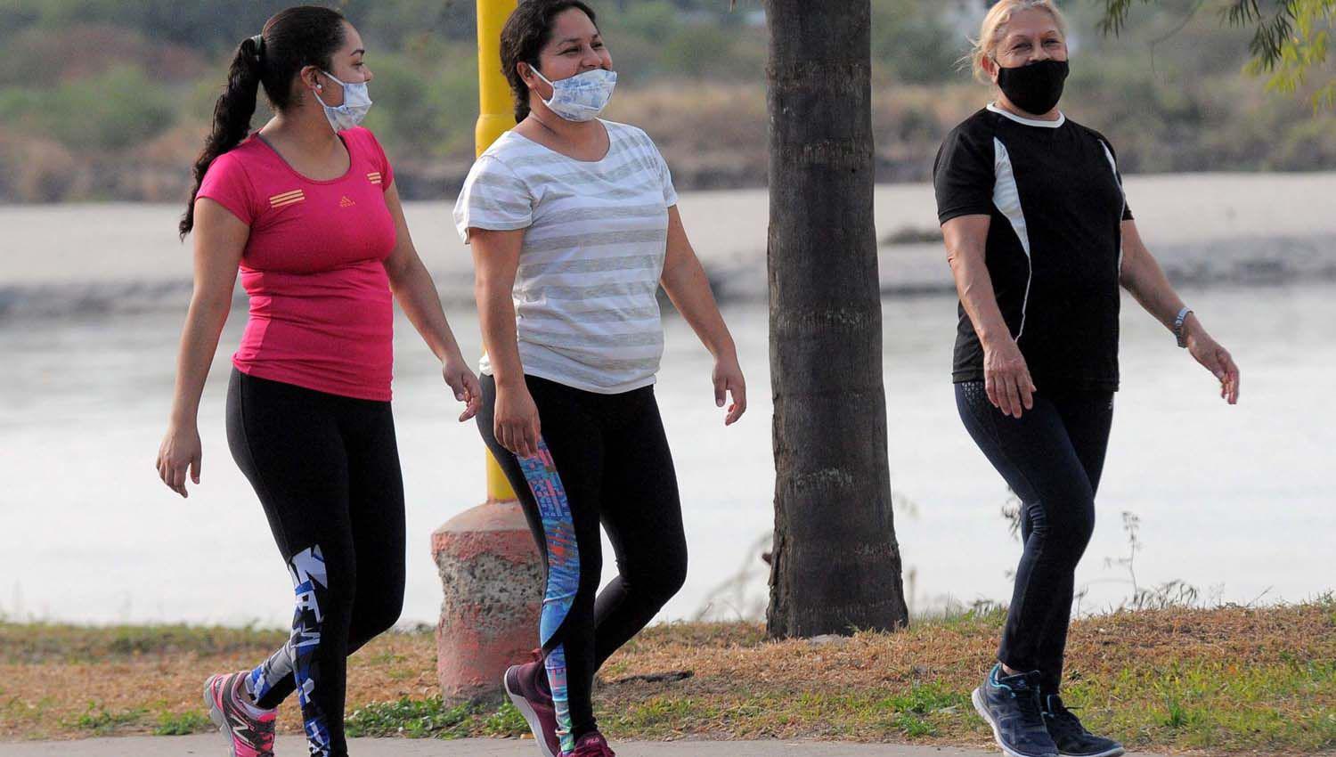Realizan seguimiento a 14 santiaguentildeos con antecedentes de viaje uno de ellos del exterior