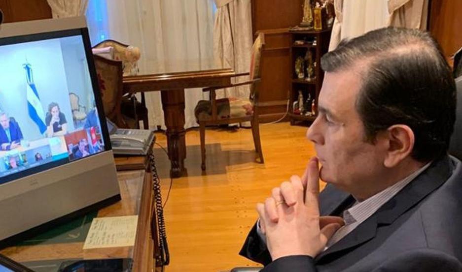 El gobernador Dr Gerardo Zamora durante una de sus recientes actividades al mantener una video conferencia con el presidente Alberto Fern�ndez
