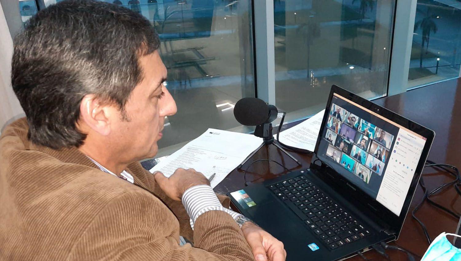 El vicegobernador participoacute de una videoconferencia con el ministro Wado De Pedro