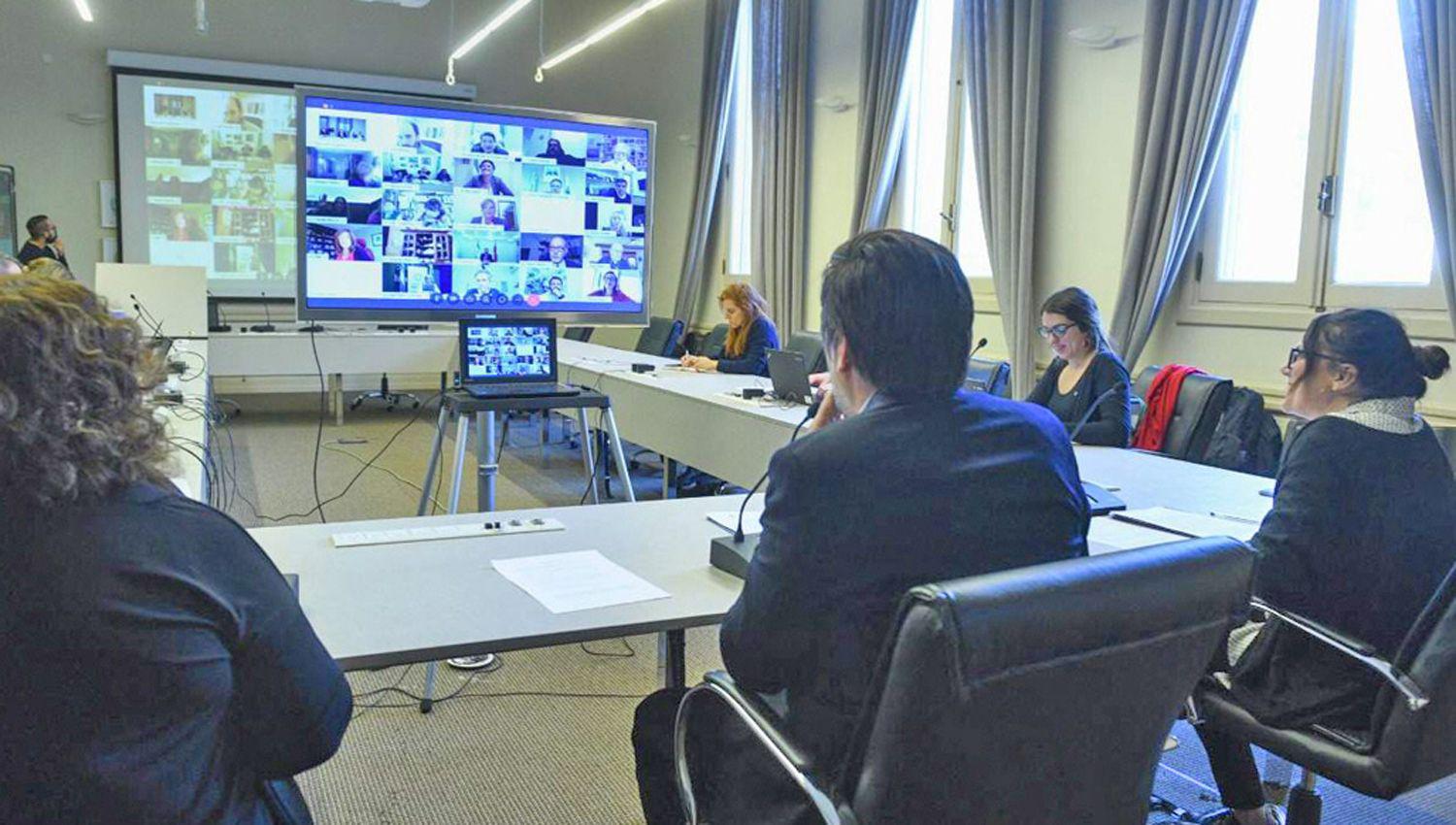 De manera virtual los ministros de Educación de los 24 distritos analizarn y aprobarn los protocolos