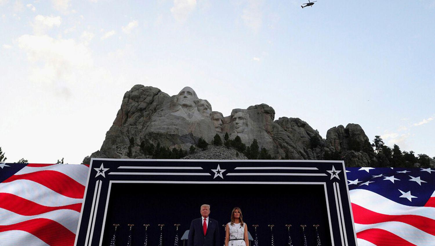 En discurso nacionalista Trump culpoacute a China y fascistas de izquierda