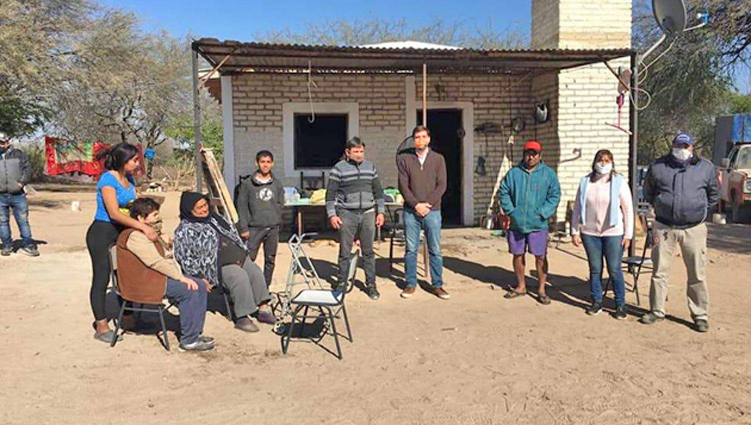 El municipio termense asistioacute a una familia que sufrioacute el incendio de su vivienda en Las Tinajas