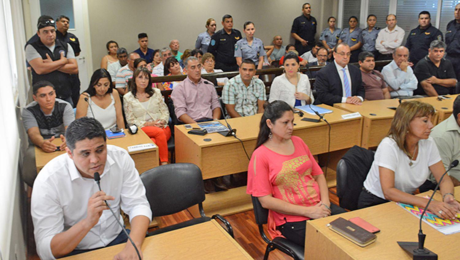 Quedaron firmes las condenas a nueve ex policiacuteas por muerte en la Seccional Deacutecima