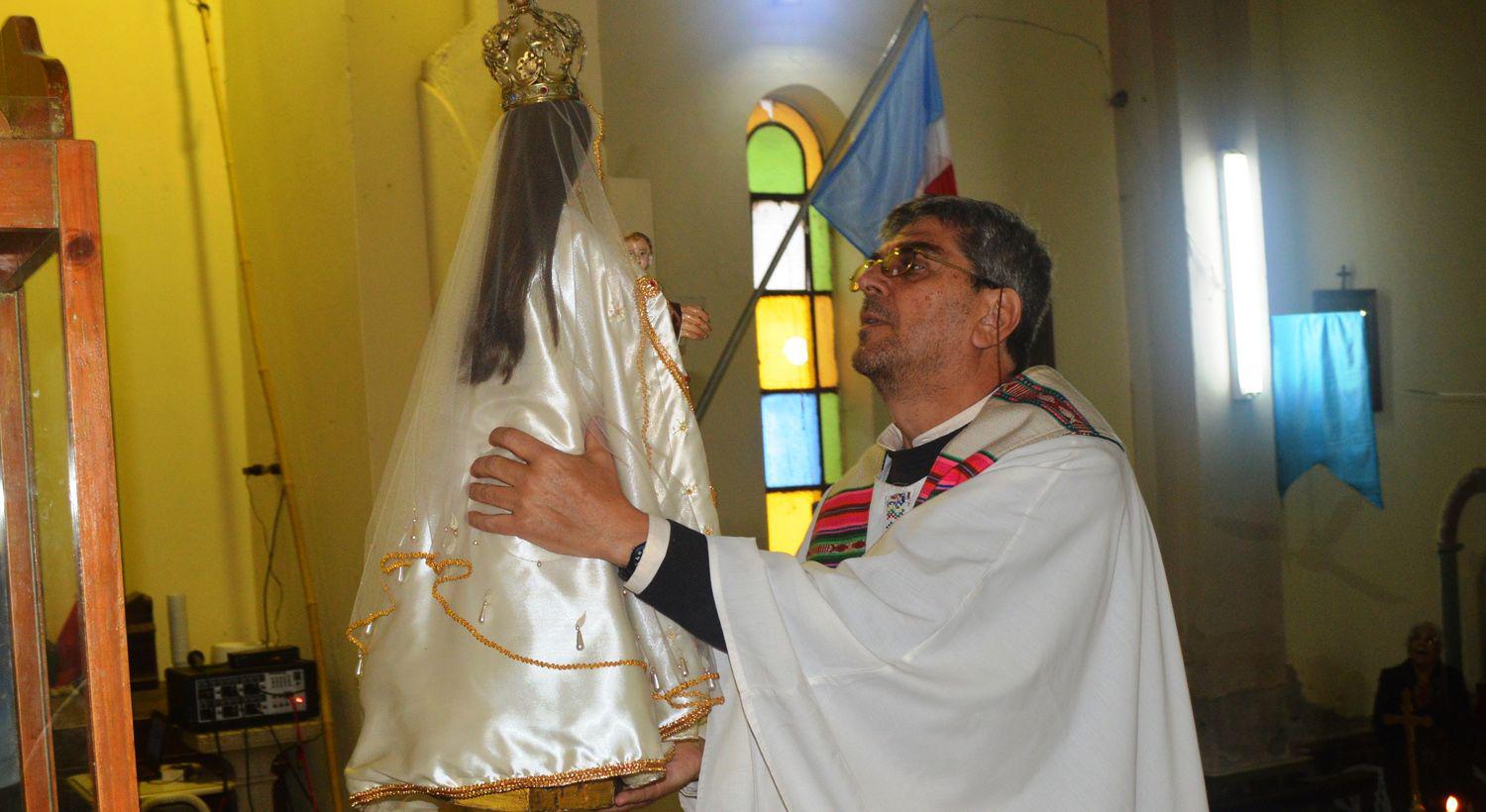 La Virgen del Carmen renovaraacute su amor con  Villa La Punta y la zona