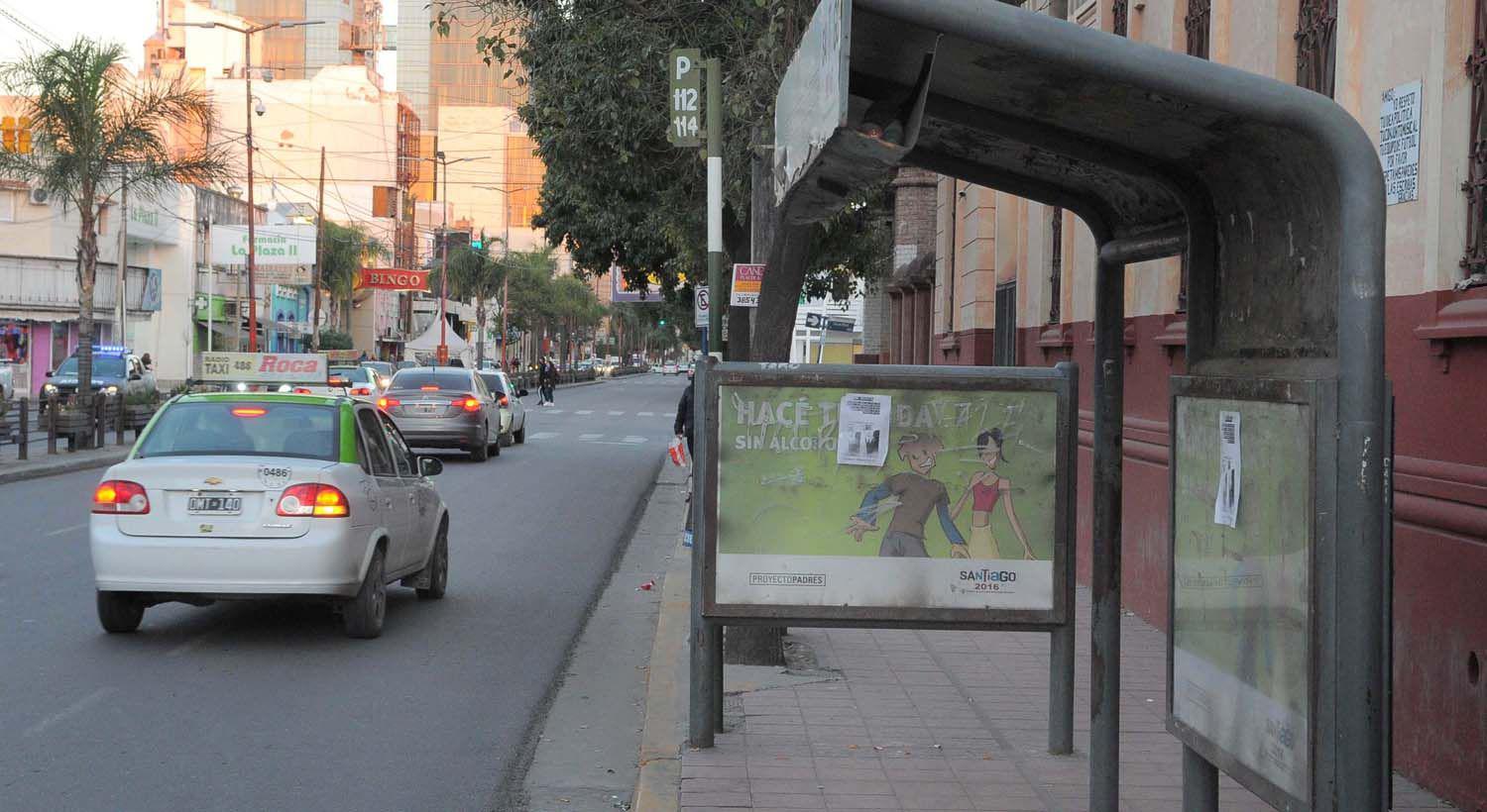 UTA amenaza con un paro el diacutea martes