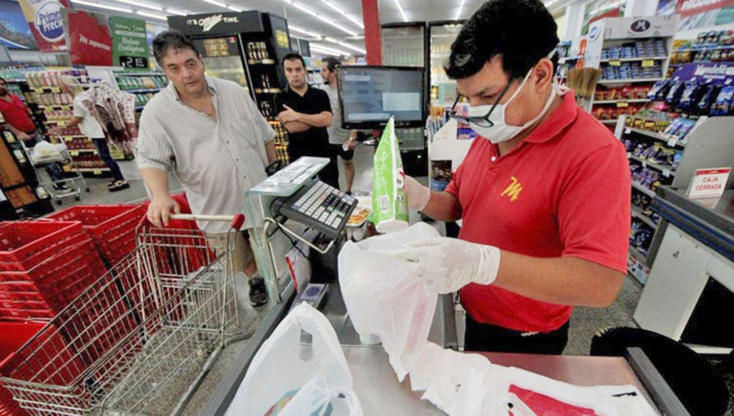 EMPLEOS El 868-en-porciento- de los supermercados consideró que se mantendría estable el personal en julio