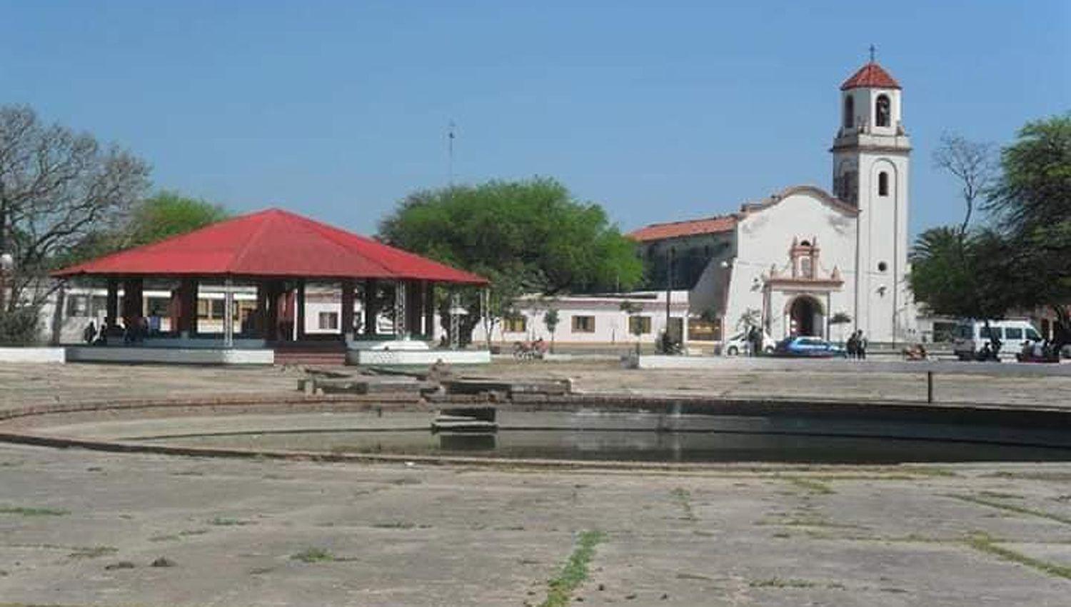 El gobernador Zamora dispuso el aislamiento de Villa Atamisqui y de Juanillo