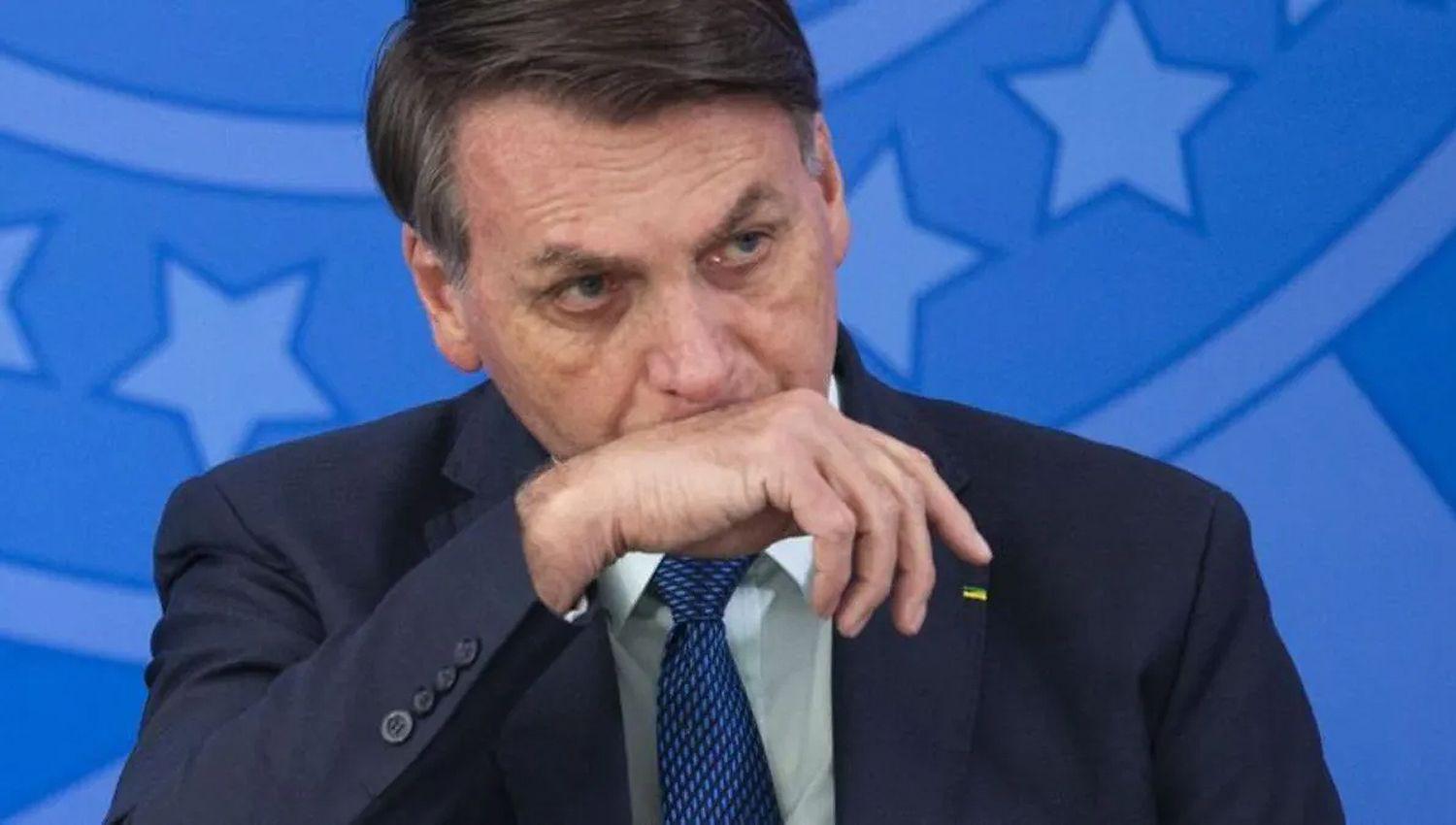 Brasil- Bolsonaro se hizo un tercer test de coronavirus y volvioacute a dar positivo