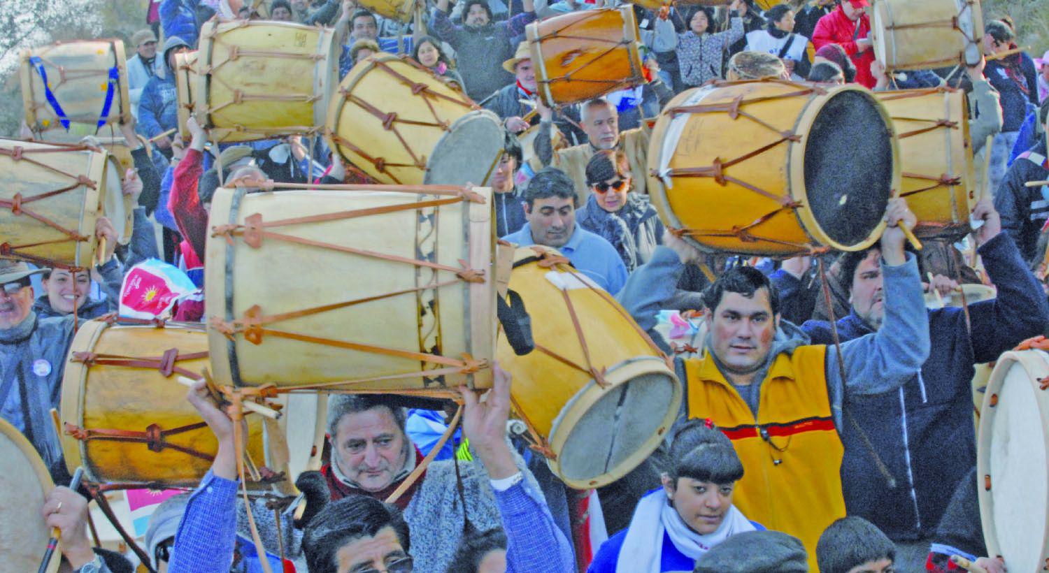 467 antildeos de la fundacioacuten de Santiago del Estero y fiesta del Apoacutestol Santiago