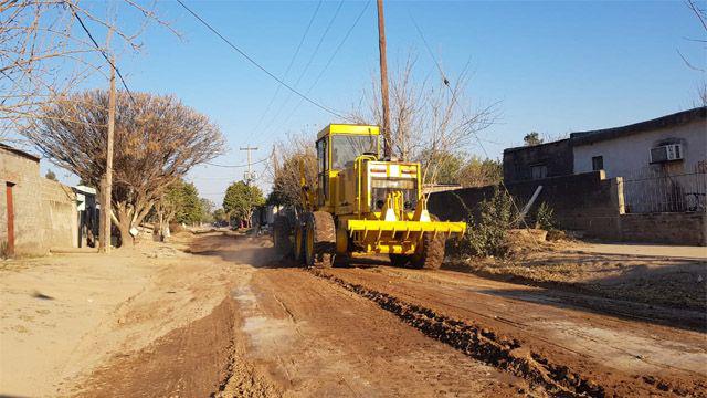 Continuacutean los arreglos de calles en barrios de San Pedro de Guasayaacuten