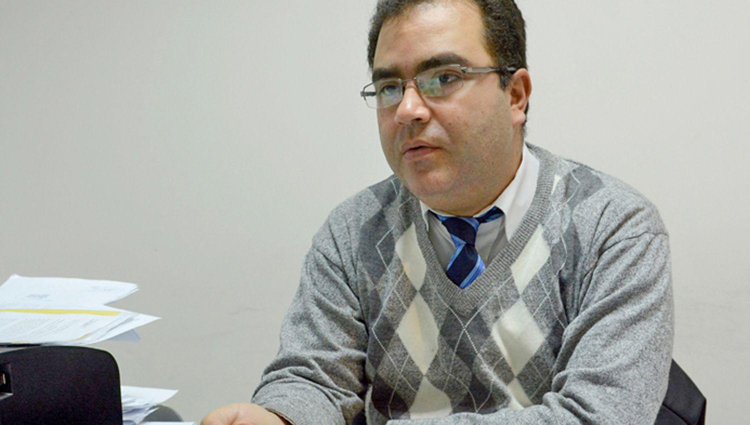 El Dr Álvaro Yagüe ordenó la aprehensión del acusado una vez
que se descubrió adónde ocultaba la camioneta
