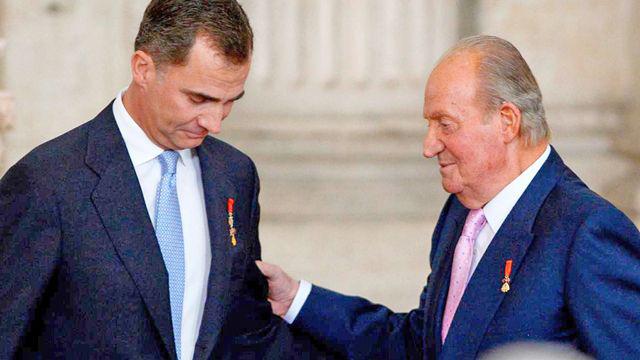 Juan Carlos I abandona Espantildea por escaacutendalo de corrupcioacuten
