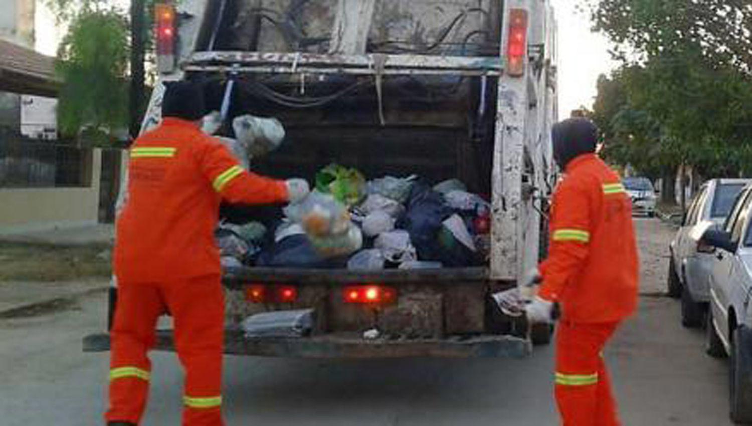 La Municipalidad de la capital informoacute que el horario de recoleccioacuten se modificaraacute en algunos barrios