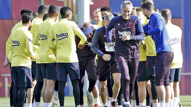 Confirmaron un caso positivo en el Barcelona