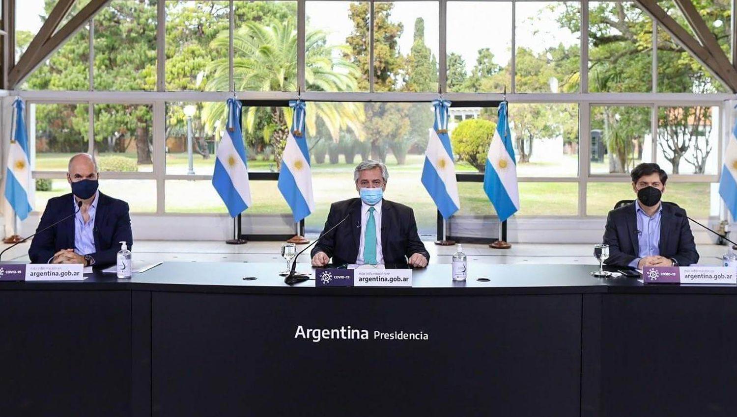 Alberto Fernaacutendez anuncioacute la extensioacuten de la cuarentena hasta el proacuteximo 30 de agosto