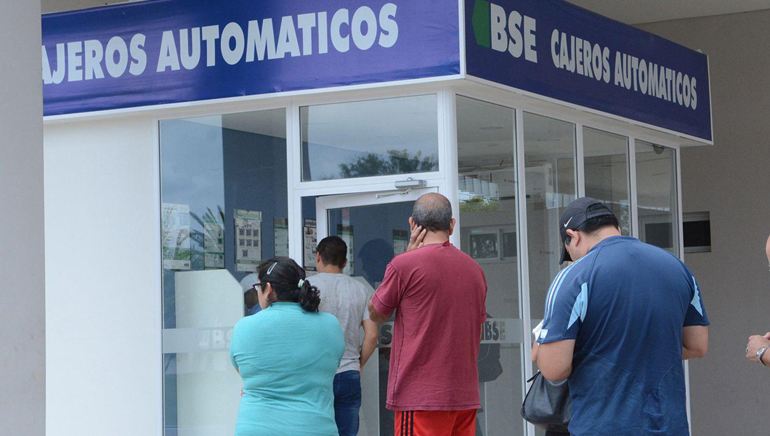 Se har� teniendo en cuenta el �ltimo dígito del DNI y el dinero estar� disponible en cajeros a partir de las 8
