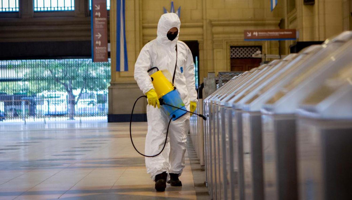 Coronavirus- informan 105 nuevos fallecimientos y son 7944 los muertos