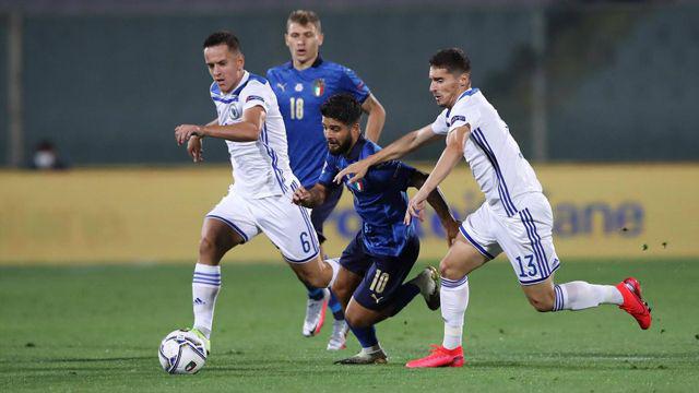 Italia no pasoacute del empate ante Bosnia