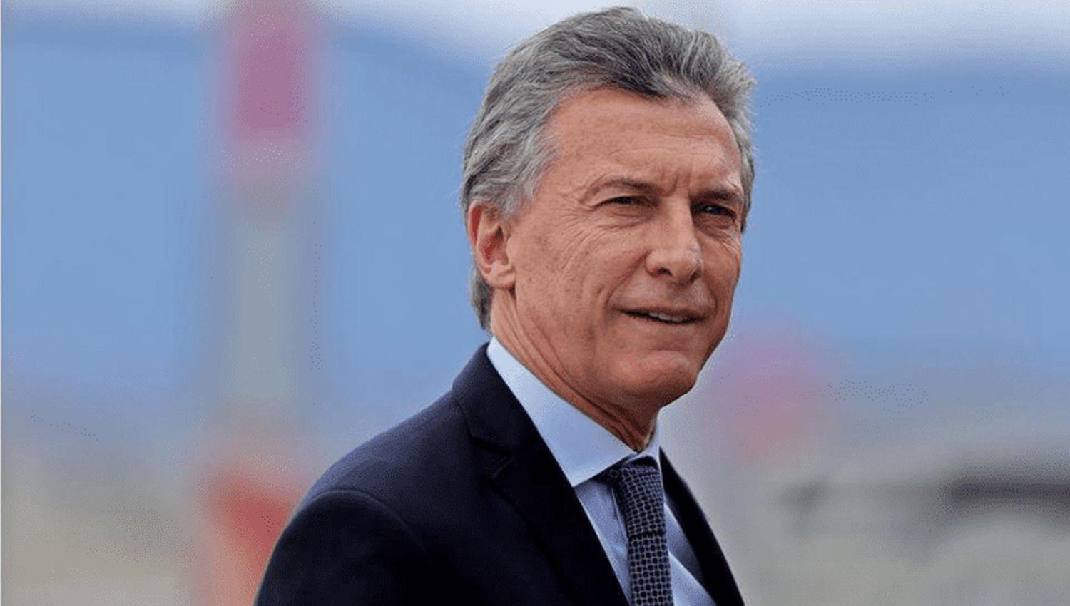 Denuncian a Macri por violar la cuarentena para reunirse con tres intendentes