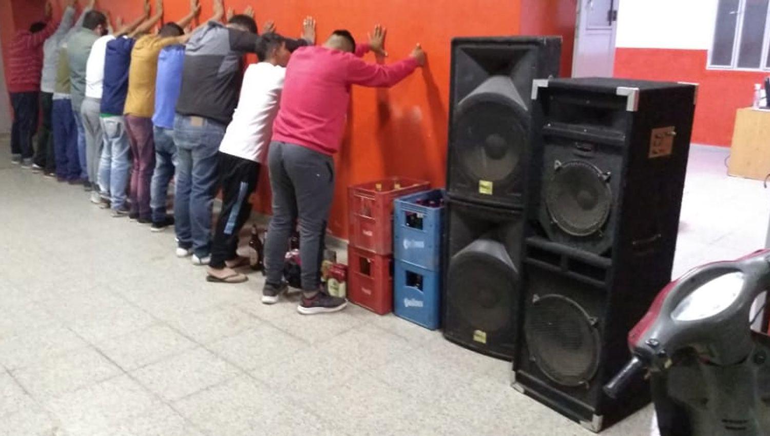 Friacuteas- operativo saturacioacuten terminoacute con 14 demorados y vehiacuteculos secuestrados