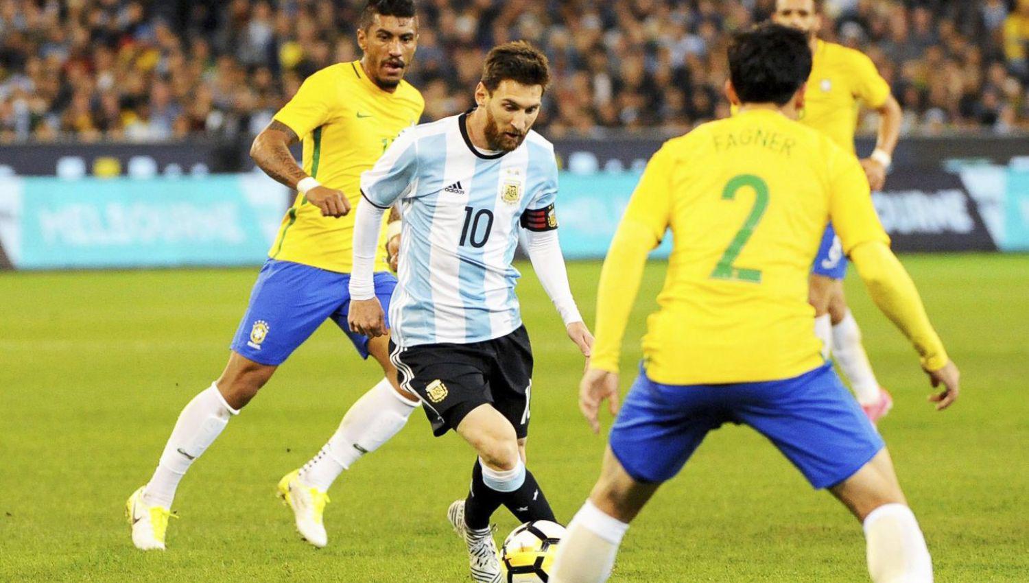 Conmebol confirmoacute que las Eliminatorias al Mundial comenzaraacuten en octubre