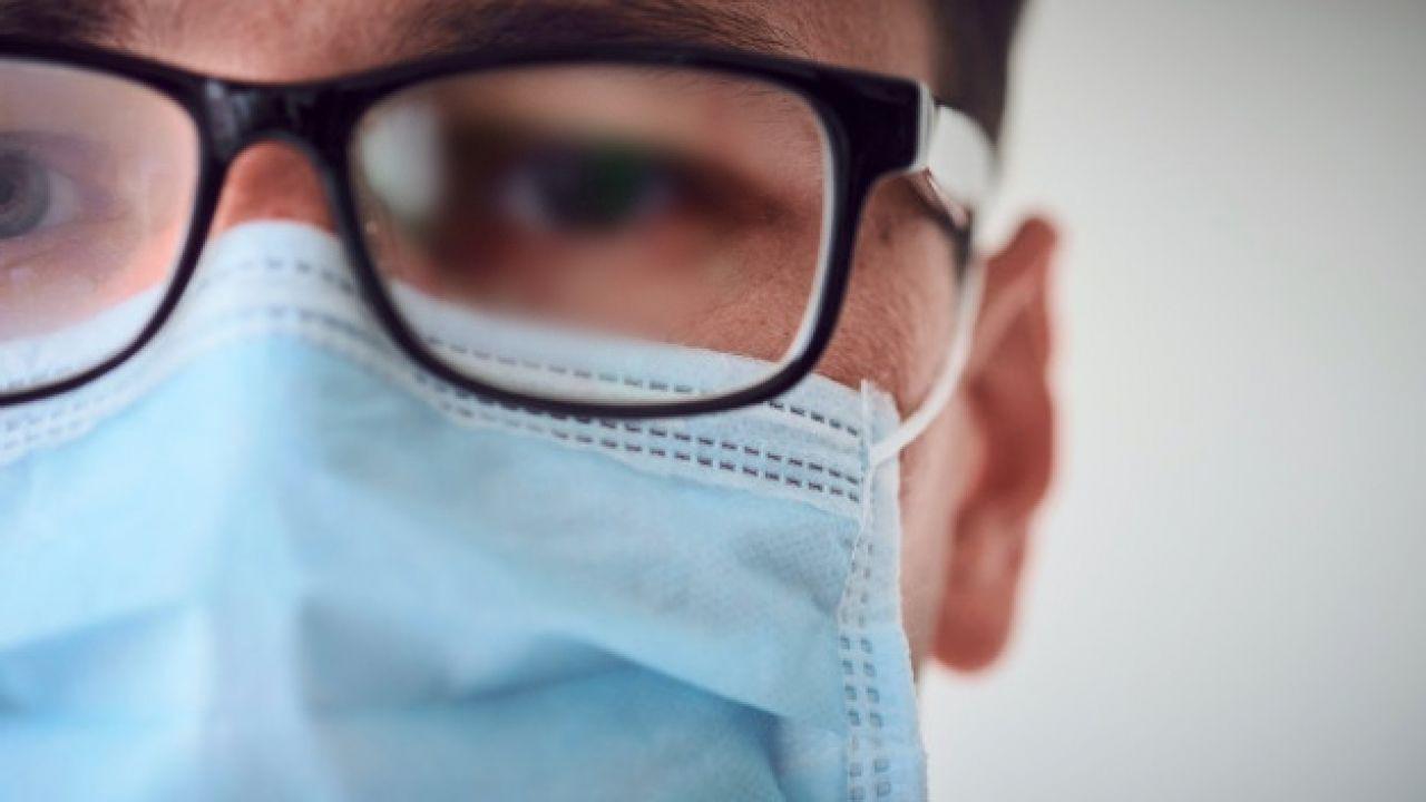 iquestUsar anteojos previene el contagio del Coronavirus