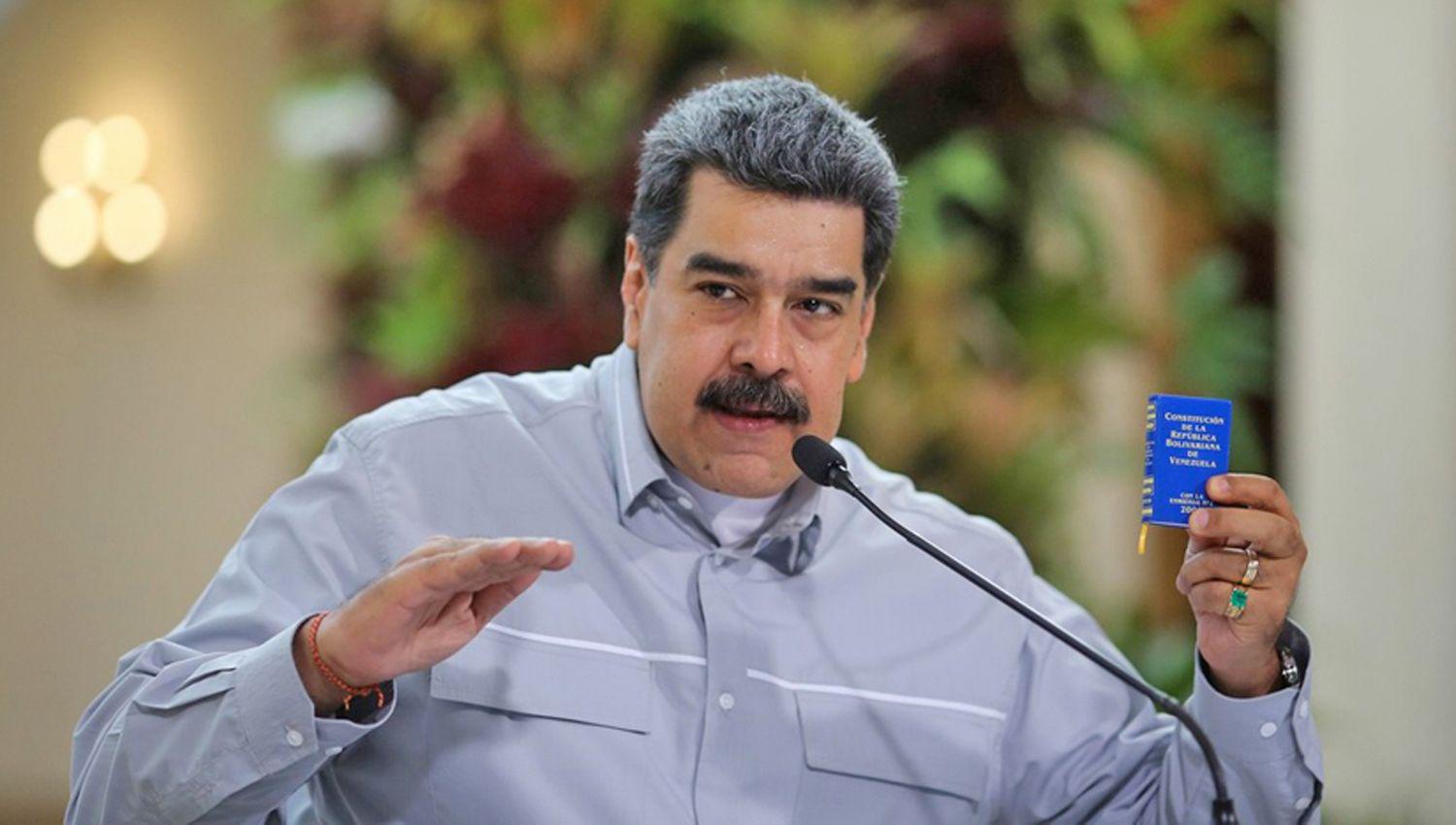 La Unioacuten Europea advirtioacute a Maduro que no reconoceraacute las elecciones si no las aplaza