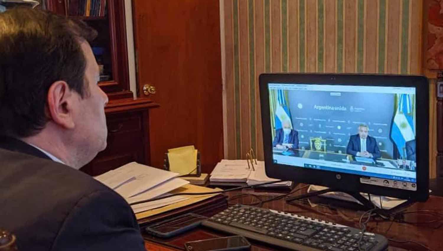 Gerardo Zamora participoacute de una reunioacuten virtual con el presidente