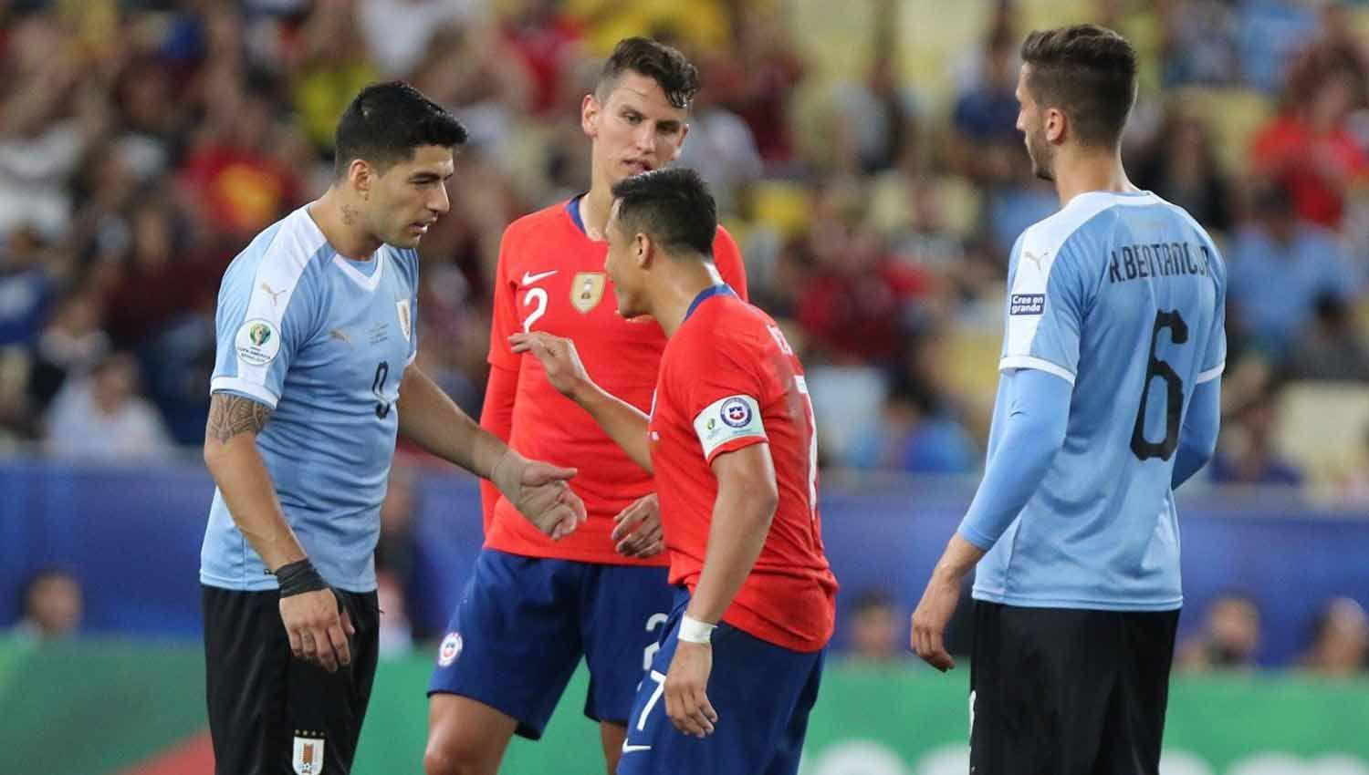 EN VIVO- Uruguay y Chile arrancan las Eliminatorias